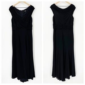 Tadashi Collection Black Ruched Cap Sleeve Elegant Stretch Knit Evening Gown XL